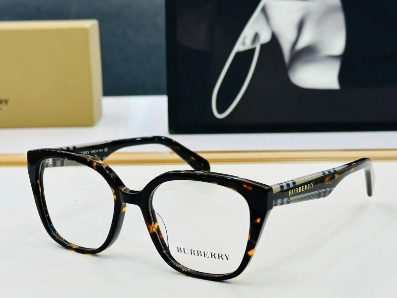 Burberry Sunglasses Versatile 277149