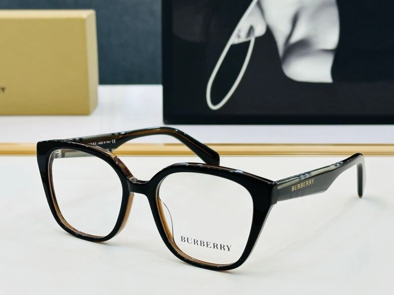 Burberry Sunglasses Versatile 277149