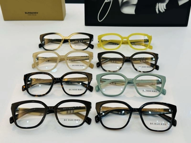 Burberry Sunglasses Versatile 277149