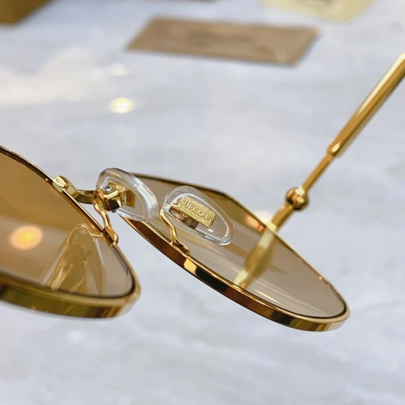 Casual Burberry Sunglasses 277148