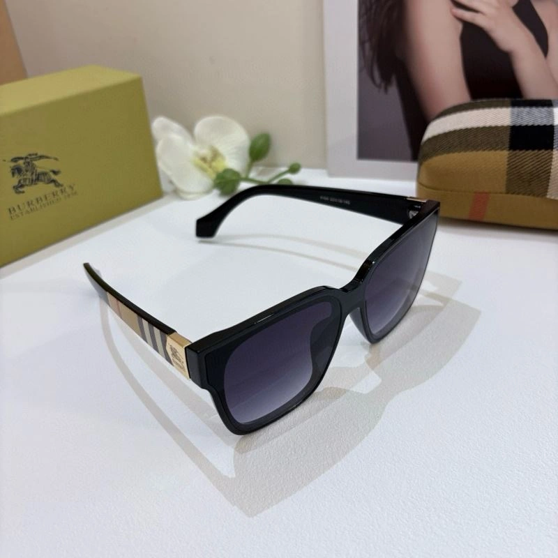 Neat Burberry Sunglasses 277129