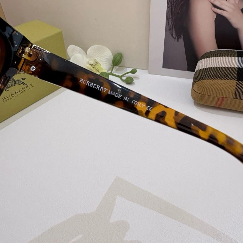 Burberry Sunglasses BestValue 277125
