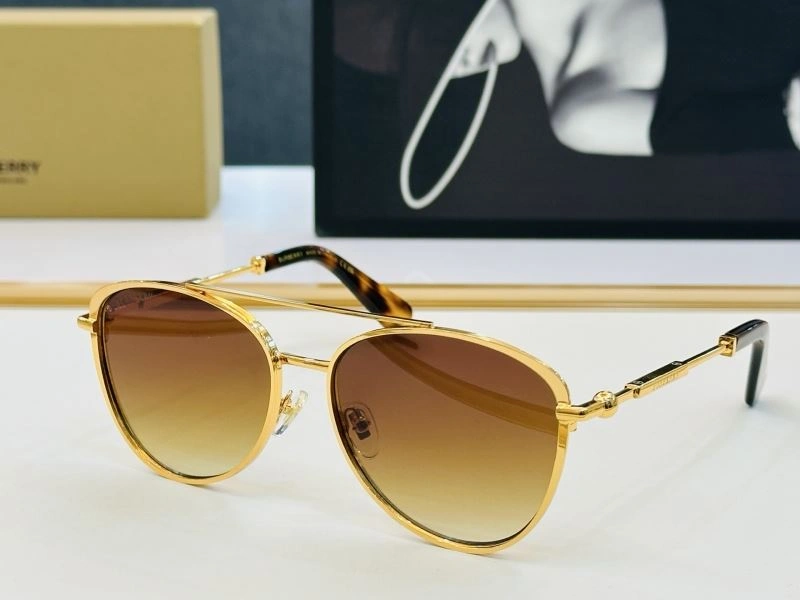 Burberry Sunglasses Attractive 277136