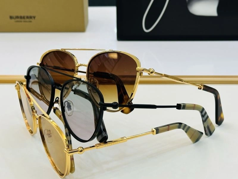 Burberry Sunglasses Attractive 277136