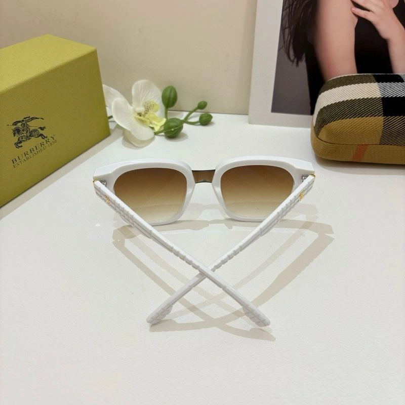 Refined Burberry Sunglasses 277152