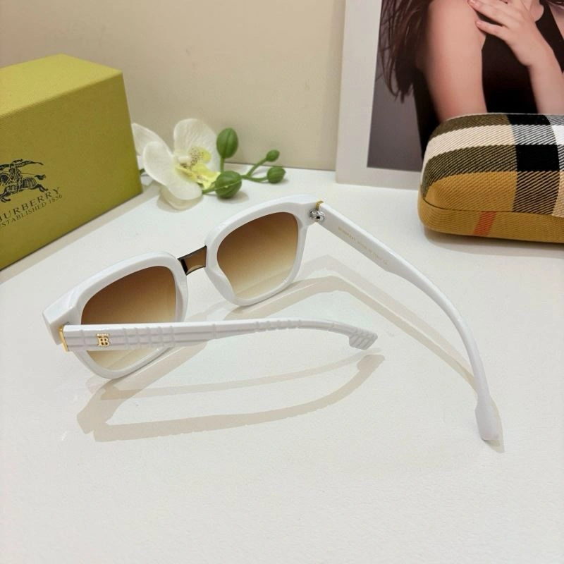 Refined Burberry Sunglasses 277152