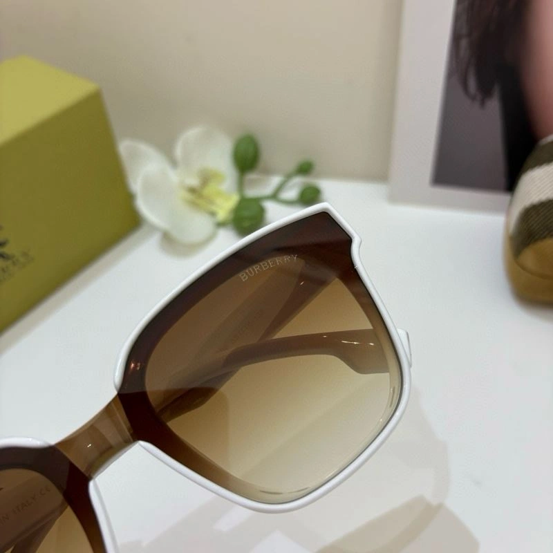 Refined Burberry Sunglasses 277152
