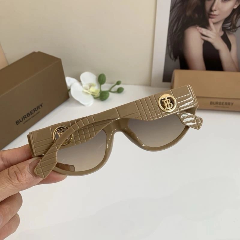 Packable Burberry Sunglasses 277138