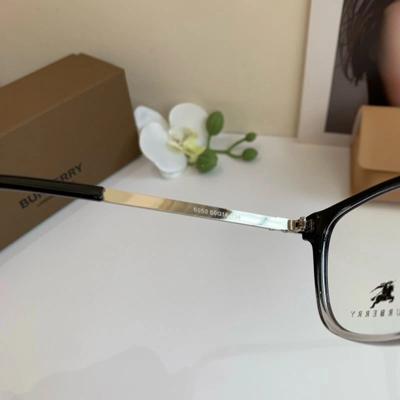 Burberry Sunglasses HighQuality 277124