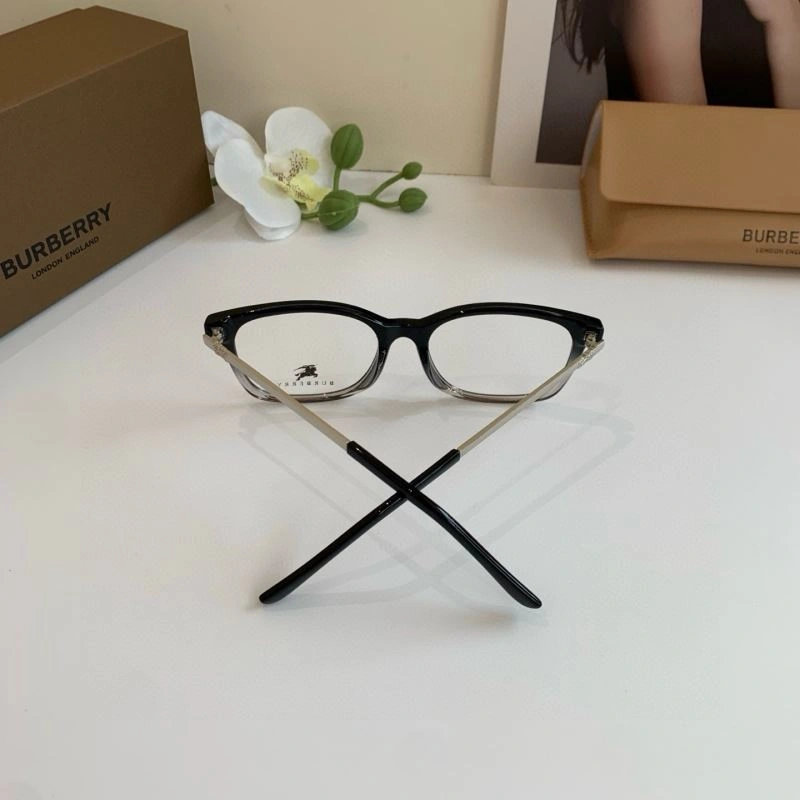 Burberry Sunglasses HighQuality 277124