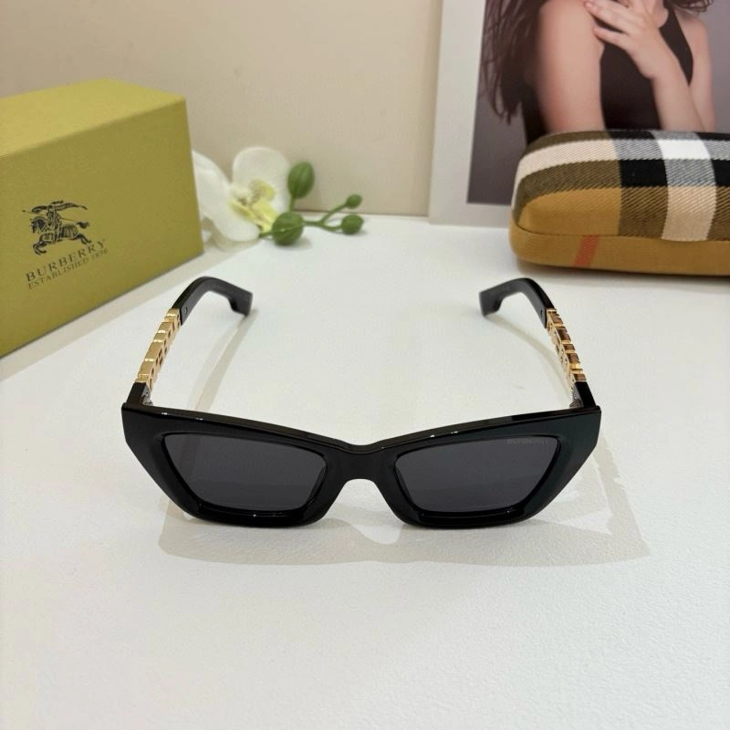 Burberry Sunglasses FlexibleFit 277131