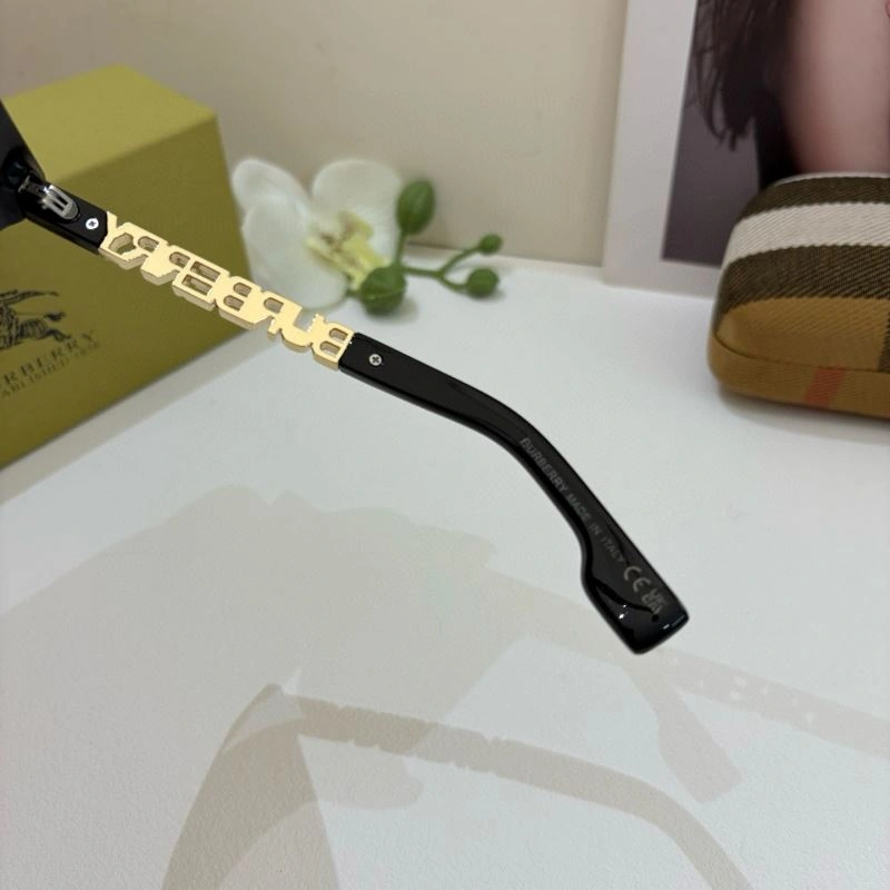Burberry Sunglasses FlexibleFit 277131