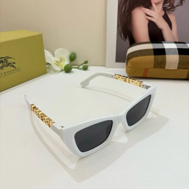Burberry Sunglasses Bright 277123