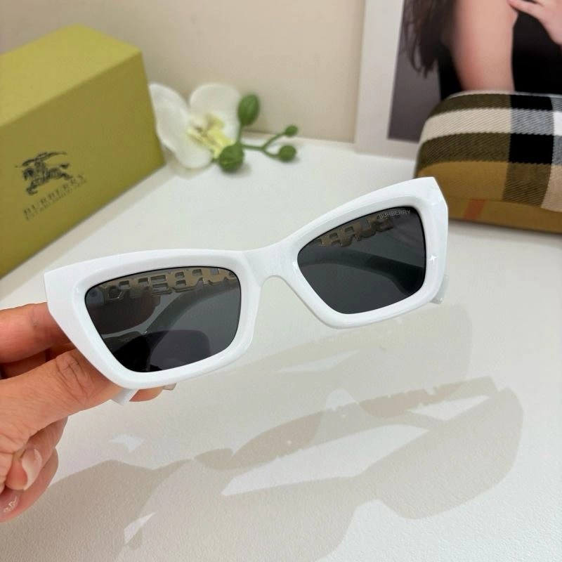 Burberry Sunglasses Bright 277123