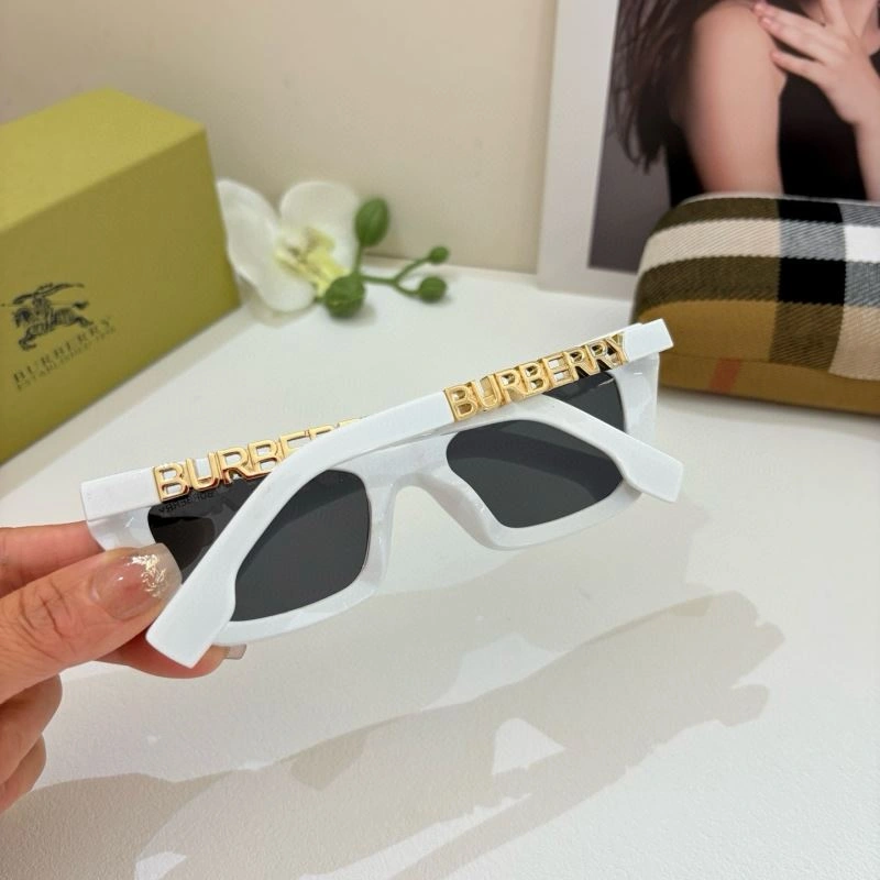 Burberry Sunglasses Bright 277123