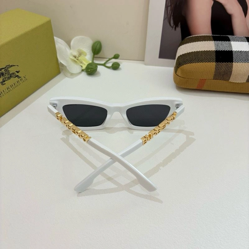 Burberry Sunglasses Bright 277123