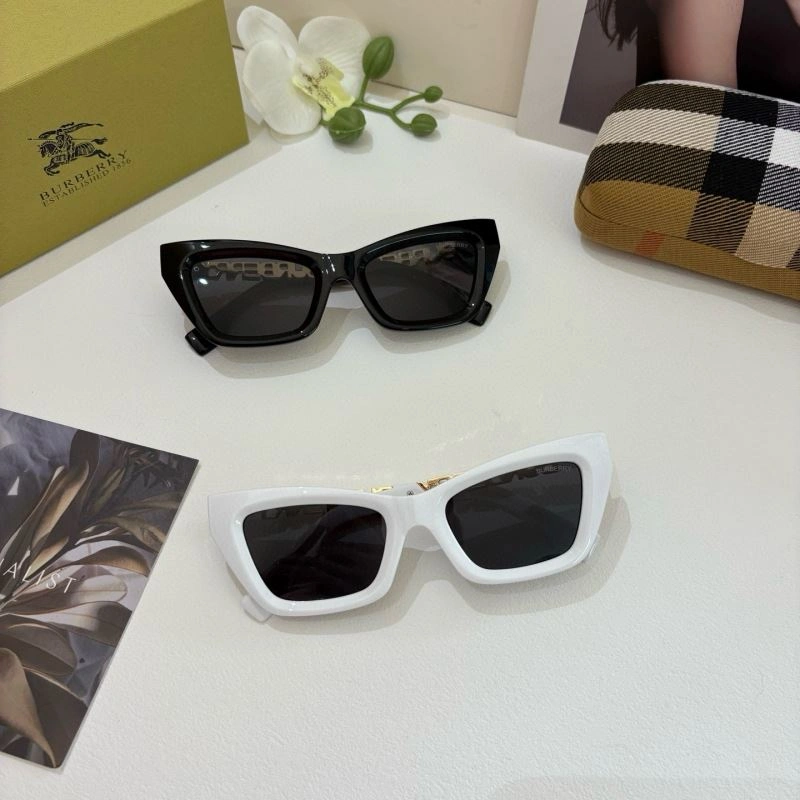 Burberry Sunglasses Bright 277123