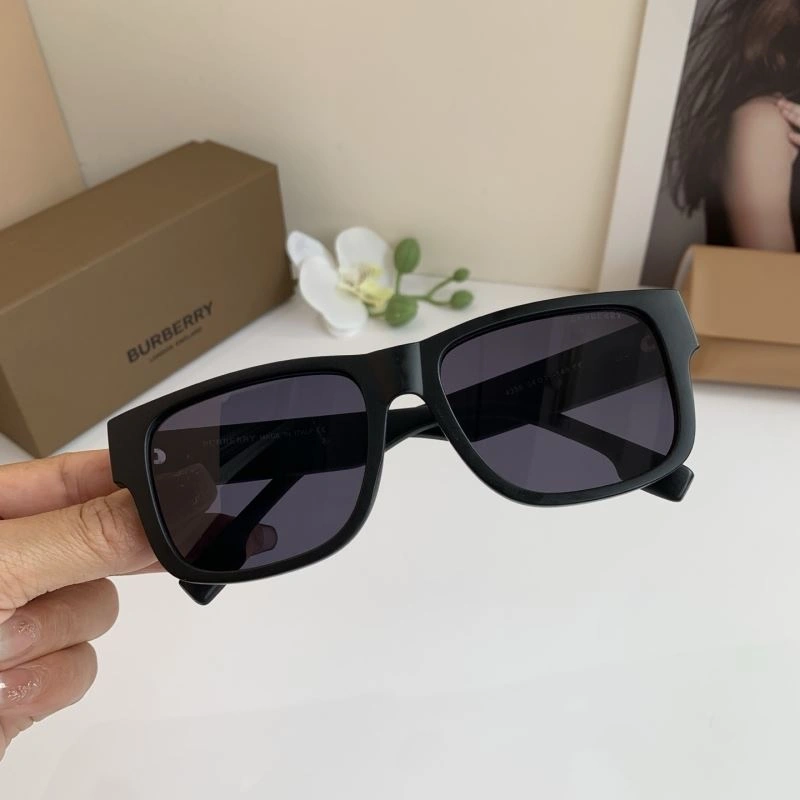 Burberry Sunglasses Bright 277094