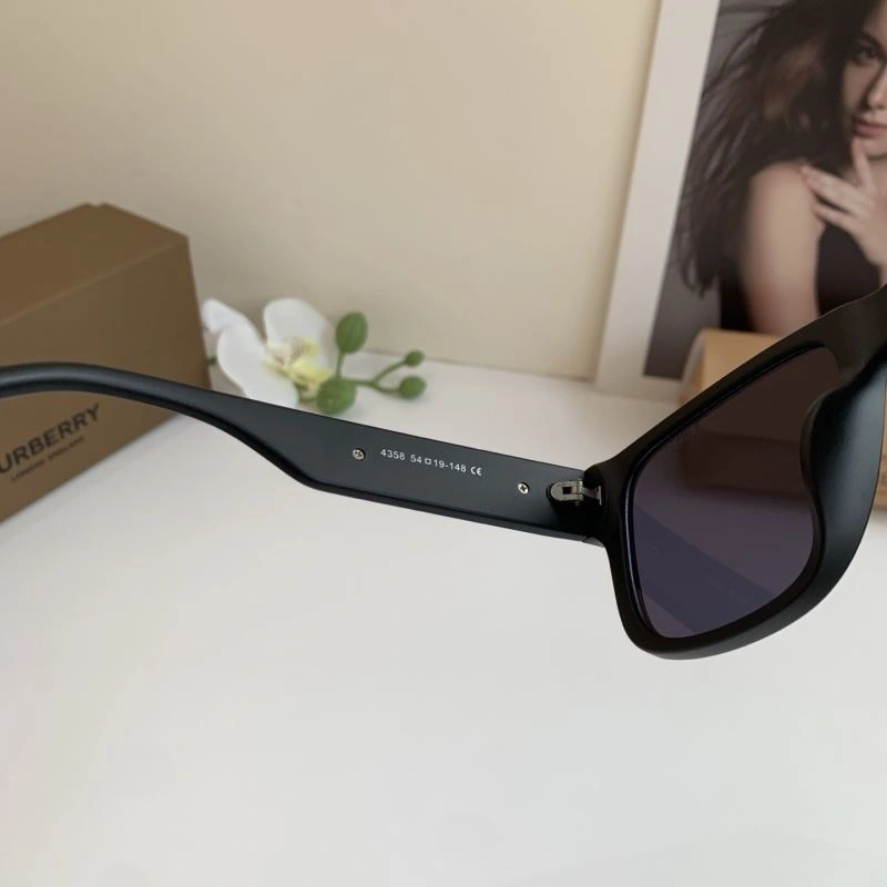 Burberry Sunglasses Bright 277094