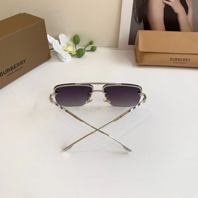 Burberry Sunglasses ComfortFit 277090