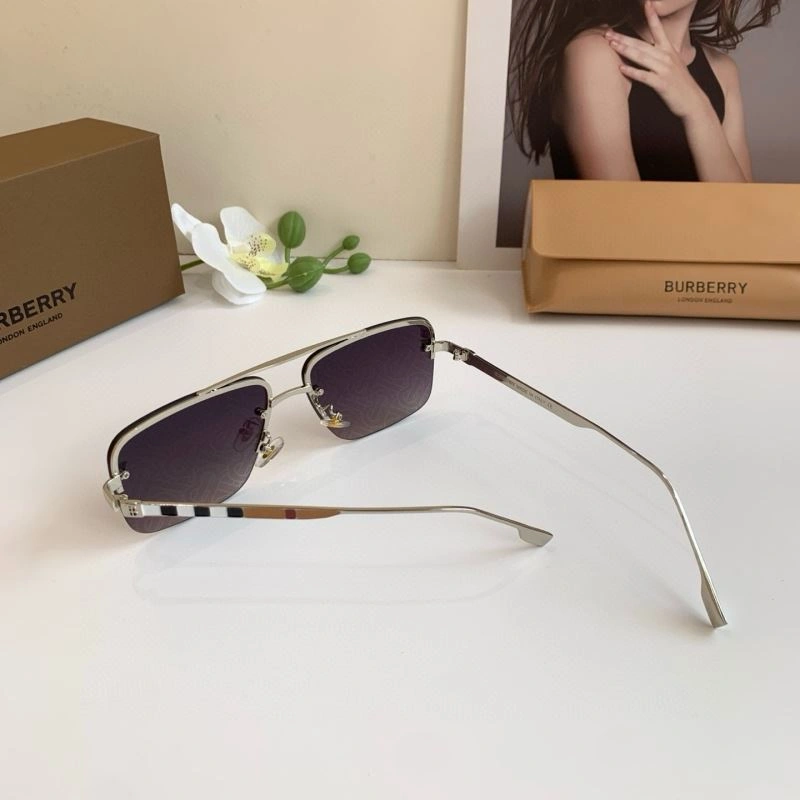 Burberry Sunglasses ComfortFit 277090
