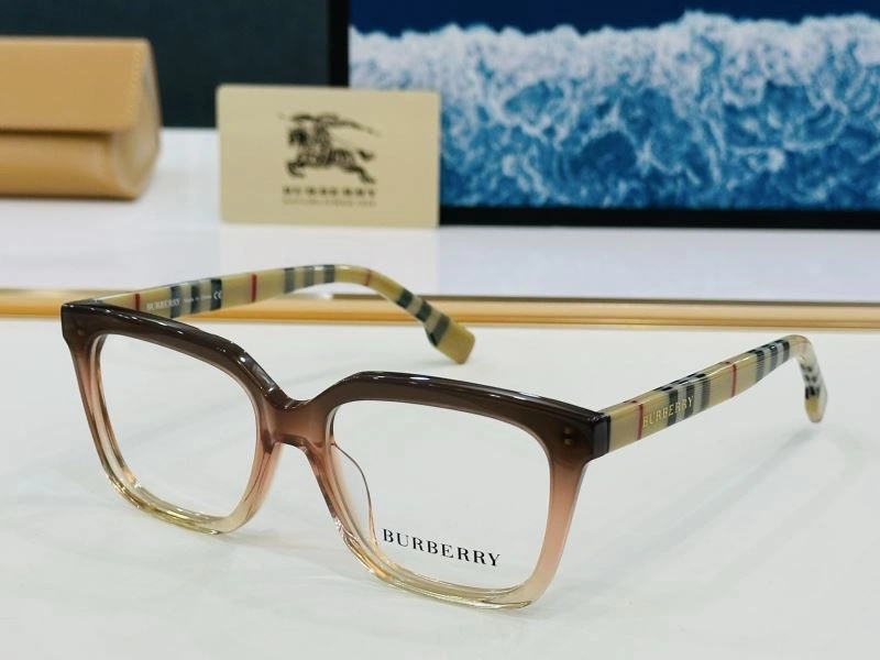 Burberry Sunglasses Snug 277236