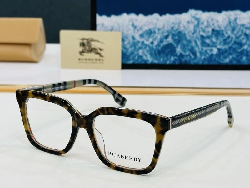 Burberry Sunglasses Snug 277236