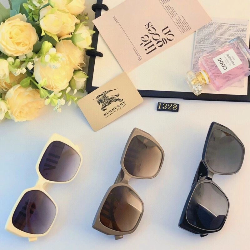 SmoothTexture Burberry Sunglasses 277216