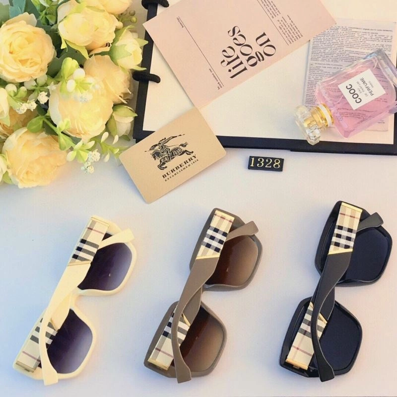 SmoothTexture Burberry Sunglasses 277216