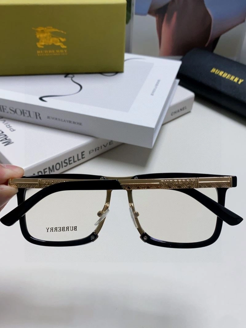 Burberry Sunglasses Unisex 277213