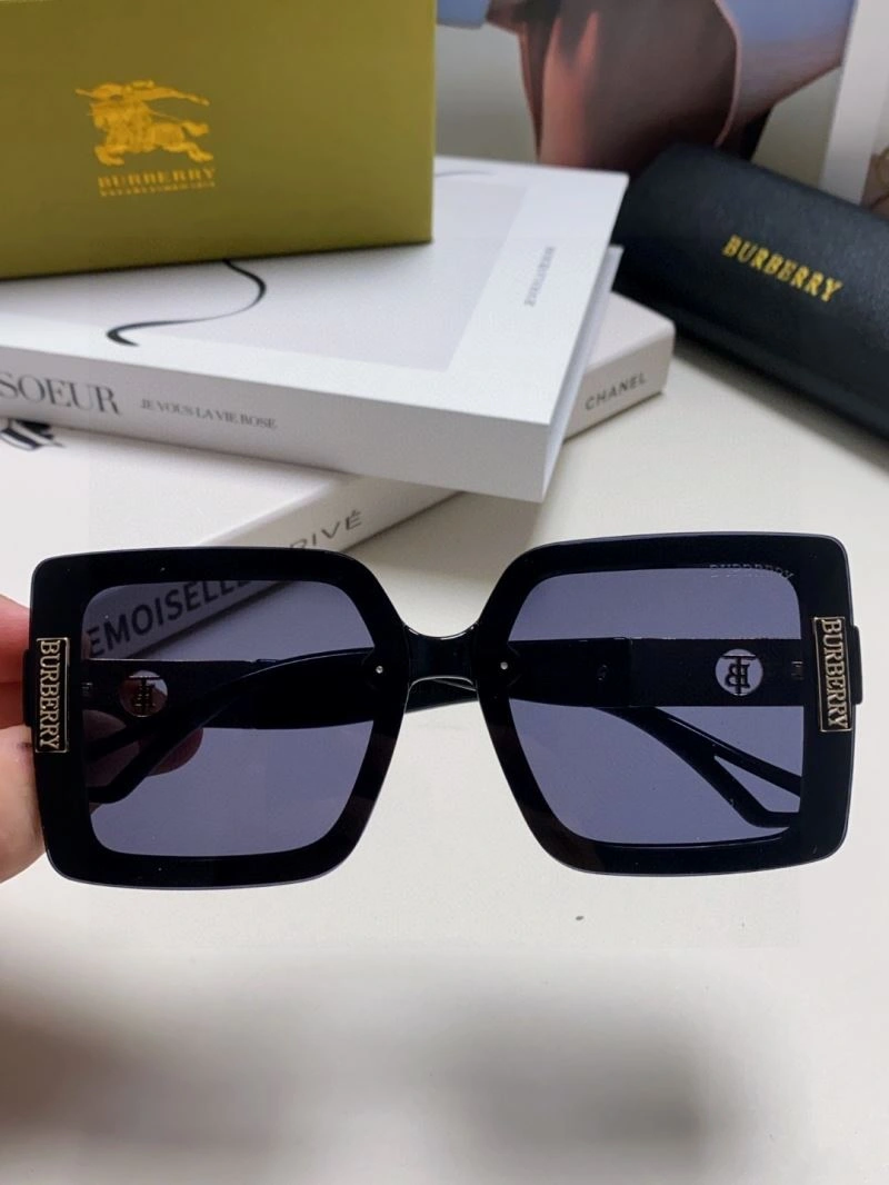 Burberry Sunglasses Premium 277230