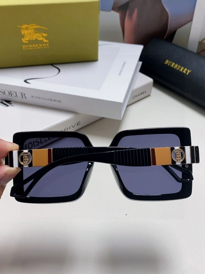 Burberry Sunglasses Premium 277230