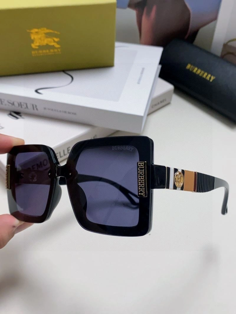 Burberry Sunglasses Premium 277230