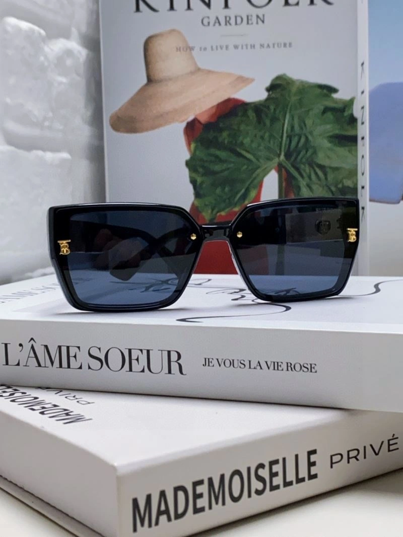 Burberry Sunglasses Durable 277215