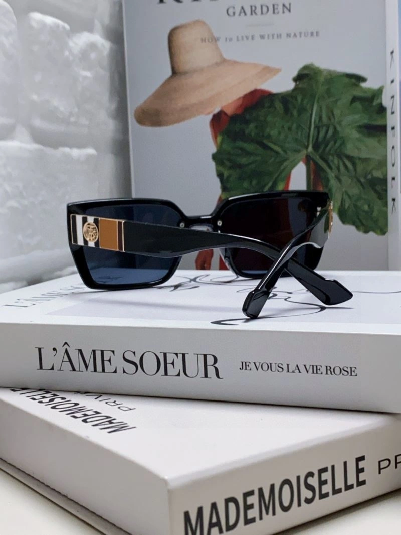 Burberry Sunglasses Durable 277215