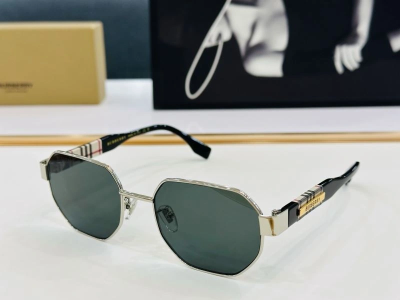 TravelReady Burberry Sunglasses 277218