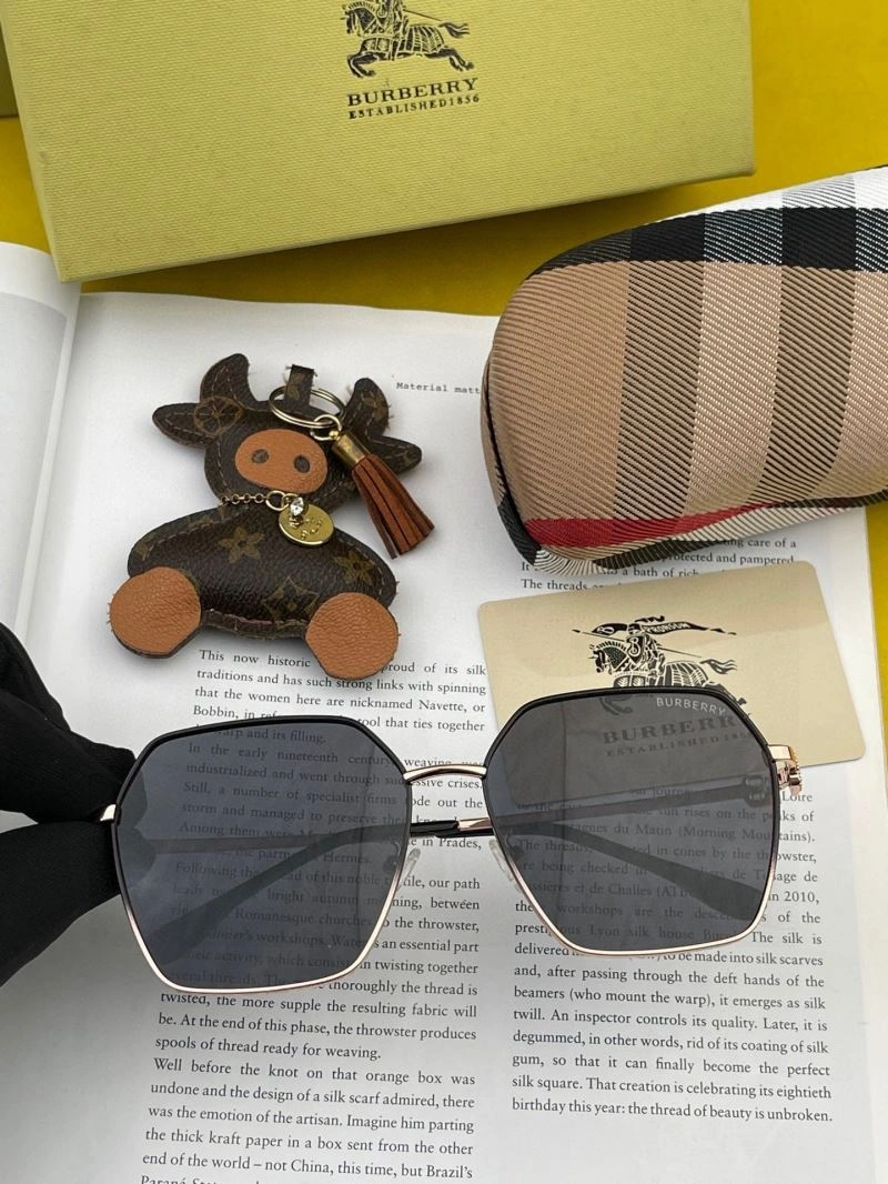 Burberry Sunglasses Sustainable 277227