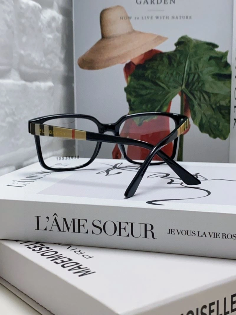 Effortless Burberry Sunglasses 277223