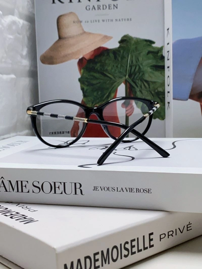 Vibrant Burberry Sunglasses 277207