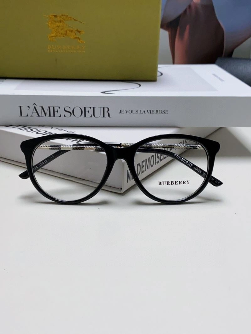 Vibrant Burberry Sunglasses 277207