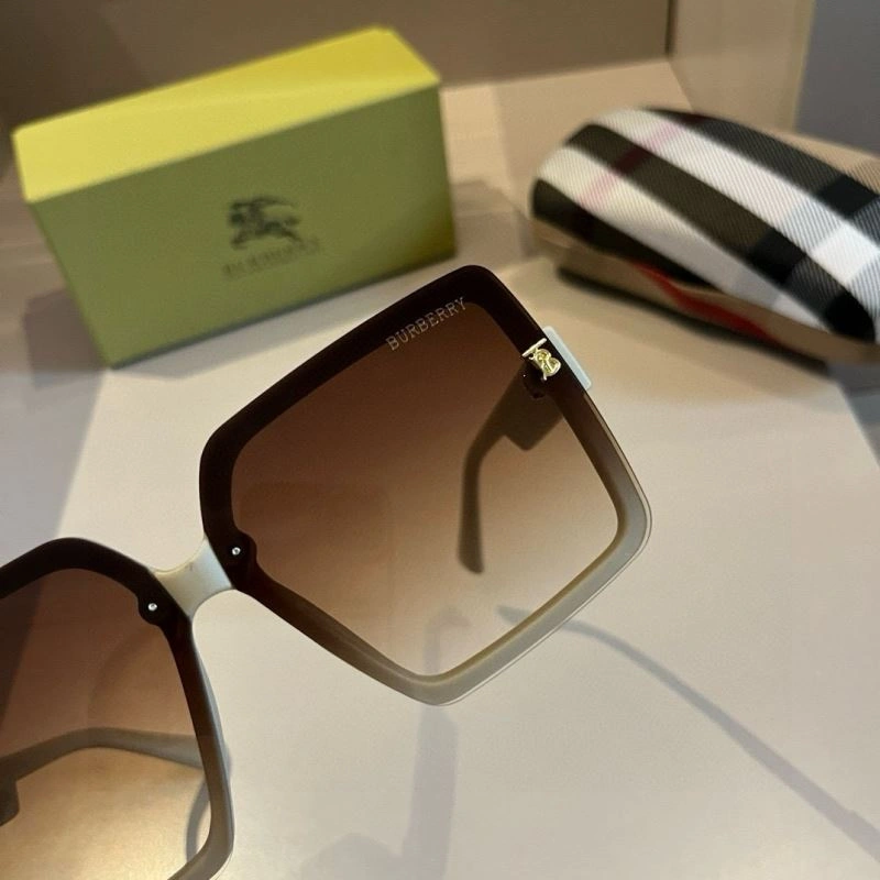 Burberry Sunglasses Bright 277220
