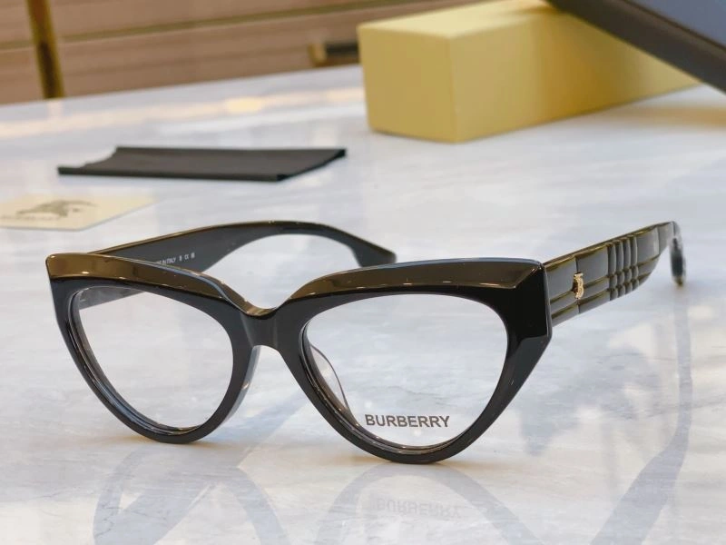 Sleek Burberry Sunglasses 277199