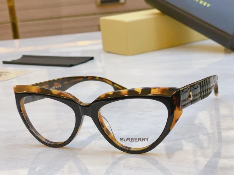 Sleek Burberry Sunglasses 277199