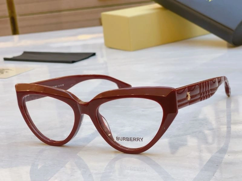 Sleek Burberry Sunglasses 277199