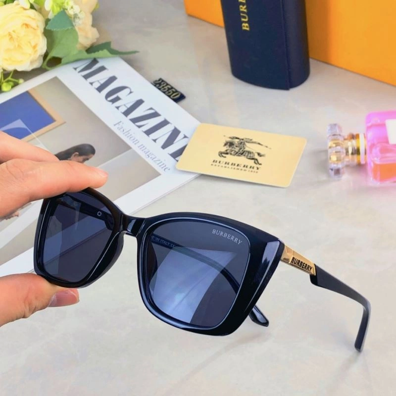 Vibrant Burberry Sunglasses 277197