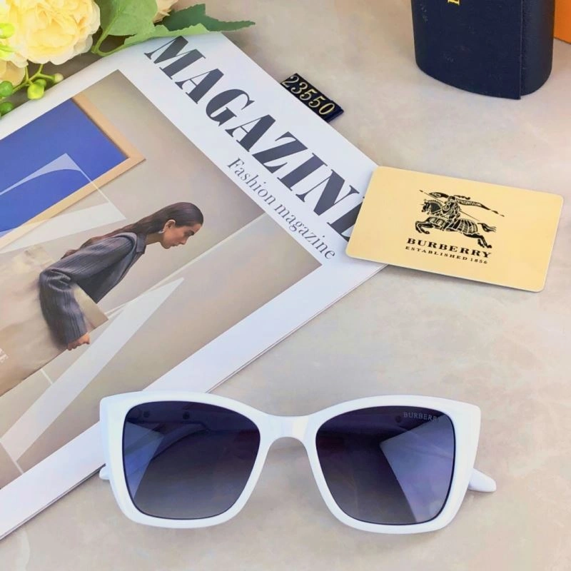 Vibrant Burberry Sunglasses 277197