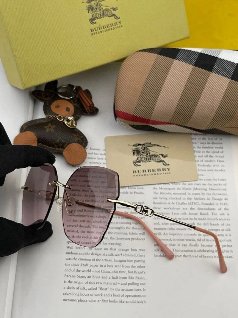 EasyMatch Burberry Sunglasses 277186