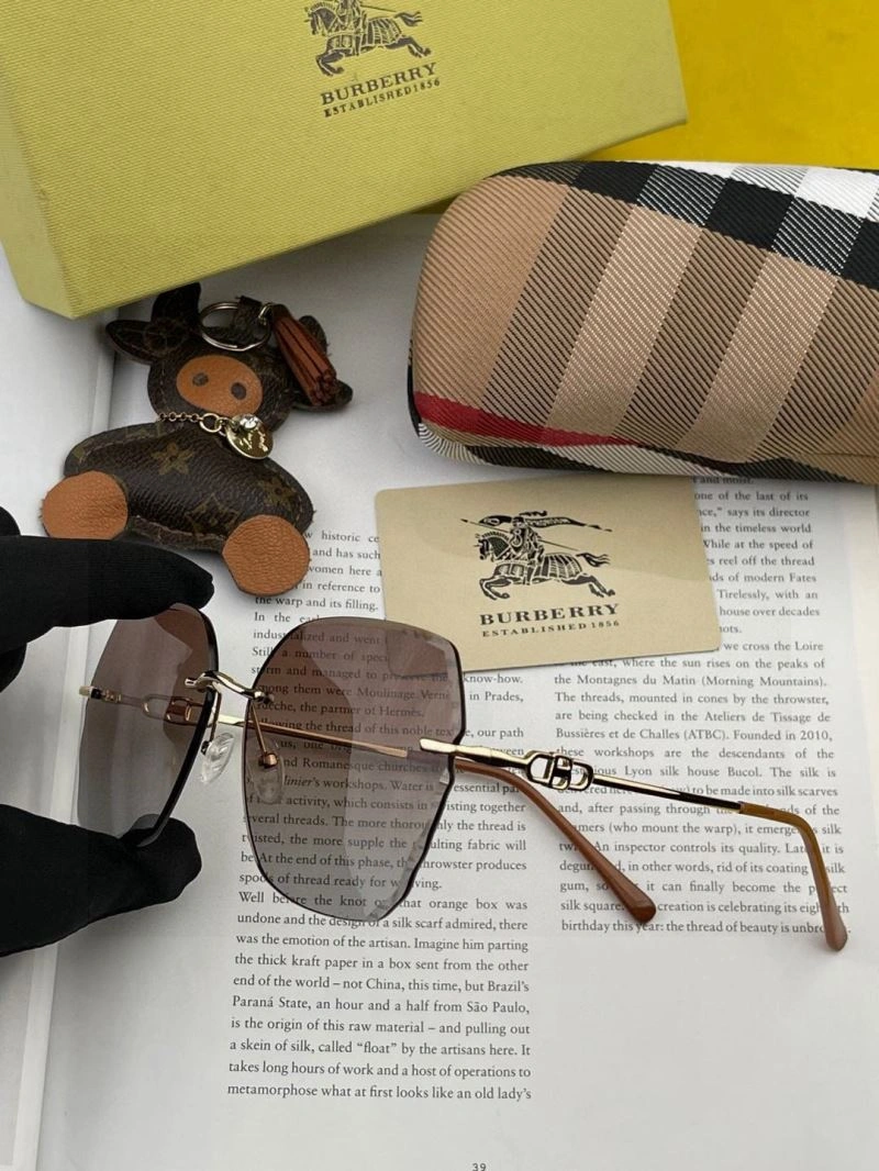EasyMatch Burberry Sunglasses 277186