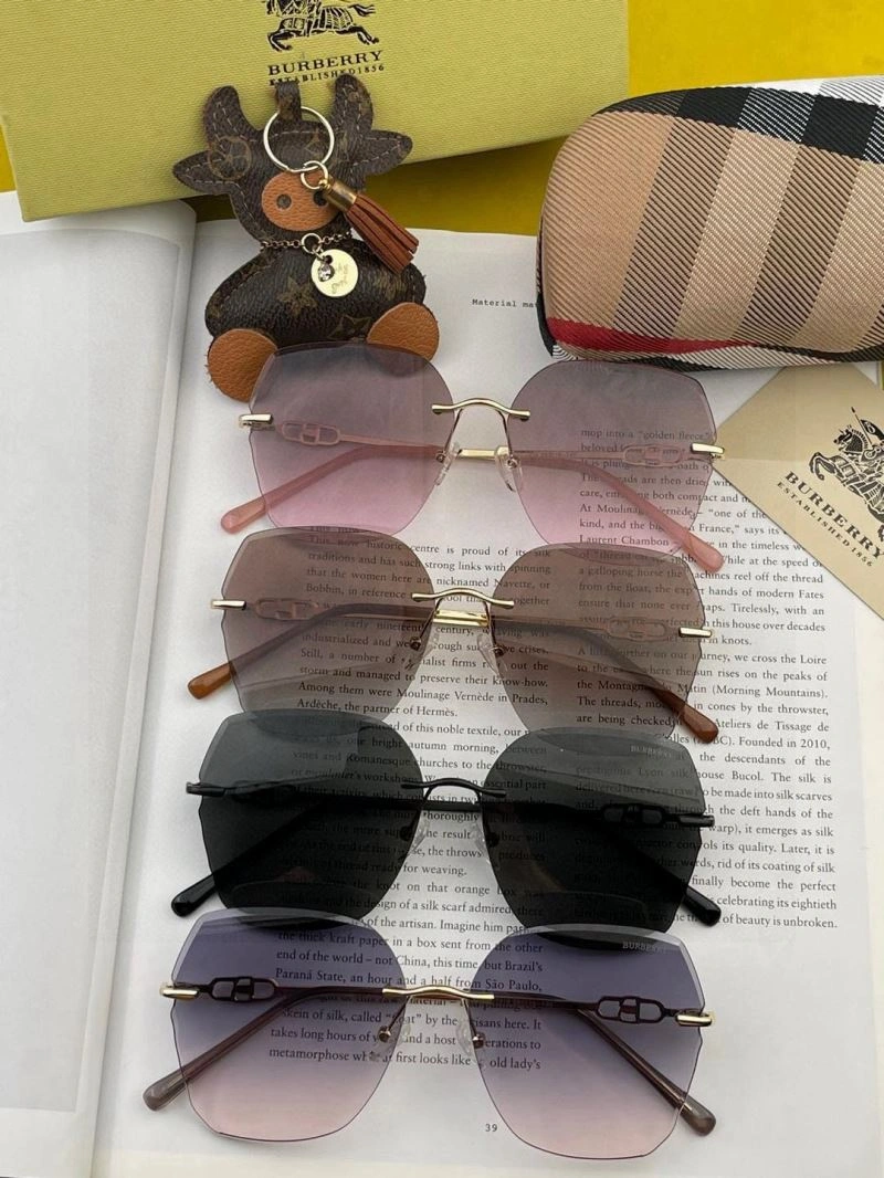 EasyMatch Burberry Sunglasses 277186