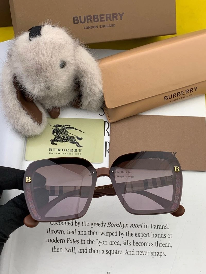Burberry Sunglasses Sporty 277182